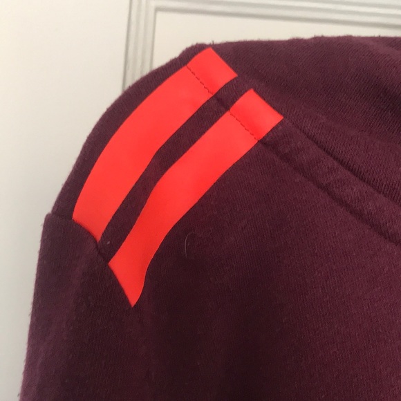 Burgundy and orange hoodie - Picture 3 of 3